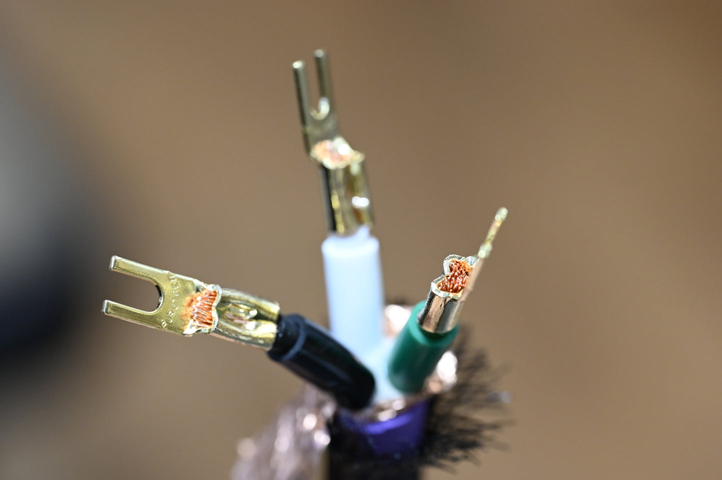 FURUTECH FP-209-10(G) ハイエンド グレード電源コネクター用Yラグ端子