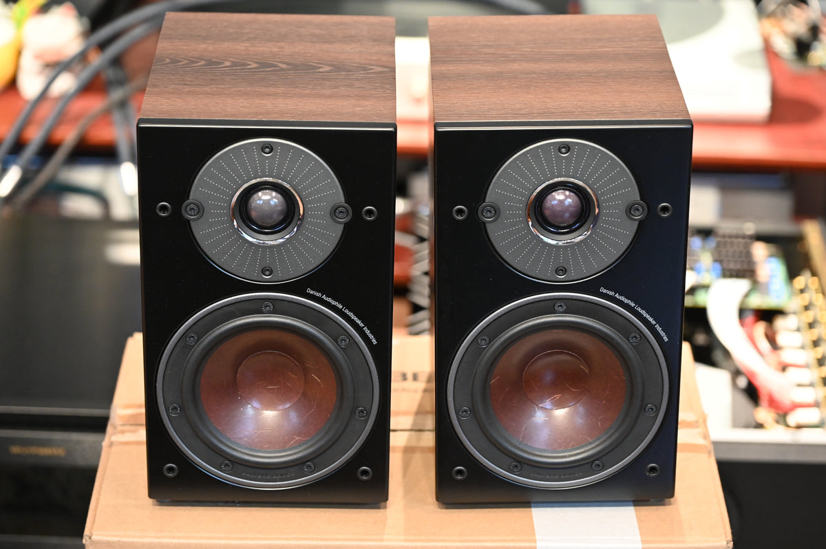 【中古】　DALI　OBERON 1 DW（ダークウォルナット）　ブックシェルフ・スピーカー